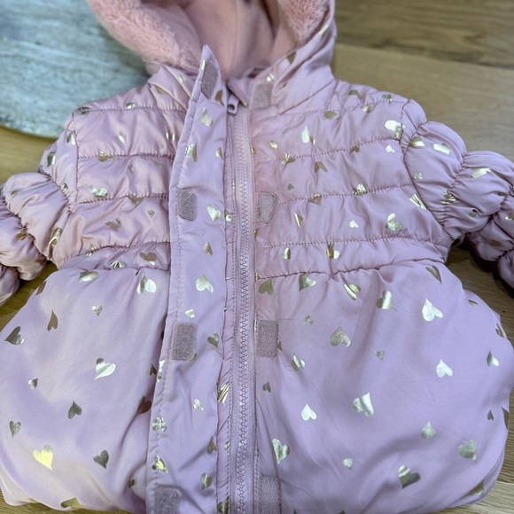 Tahari baby girls Jacket Pink & gold hearts Puffer Coat with Hood size 12 months - Picture 6 of 8